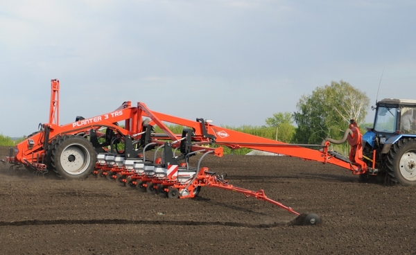 kuhn planter 3 trs