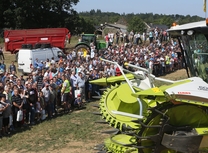 salon aux champs machines